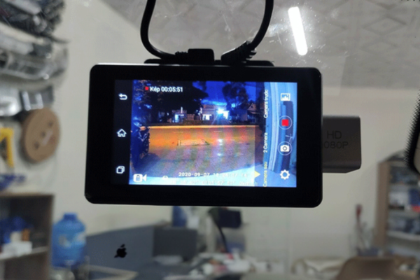 Camera hành trình ô tô